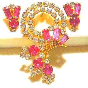 VTG 50s Antoinette Demi Parure 1/20 12KGF Pink Rhinestone Pendant Earrings Set